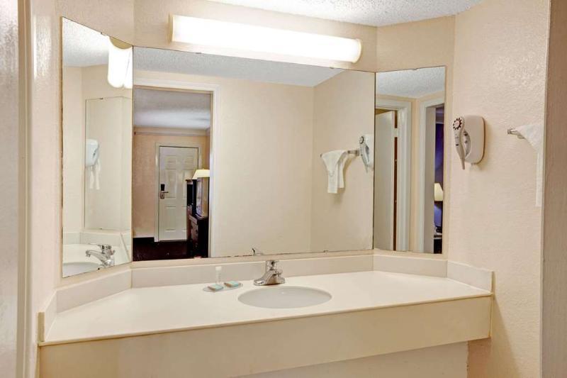 Travelodge By Wyndham North Richland Hills/Dallas/Ft Worth Fort Worth Ngoại thất bức ảnh
